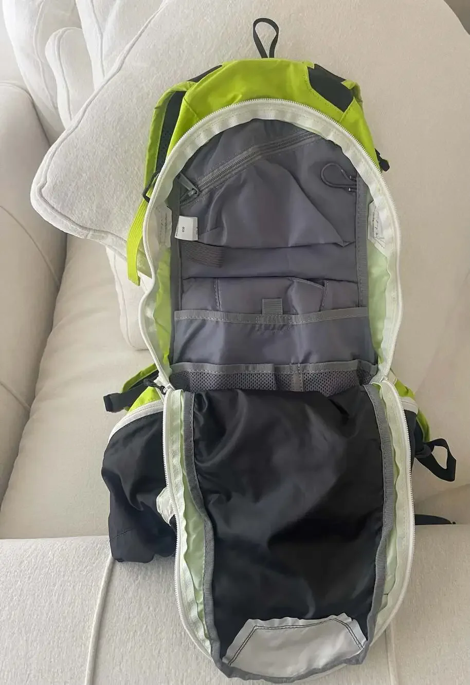 CamelBak Volt 13 LR Hydration Pack Lime Green Charcoal Backpack